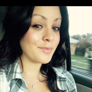 Meet your Posher, Jenn